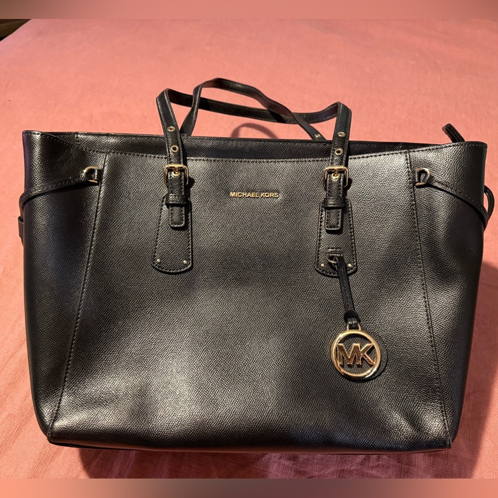 Michael Kors Black Jet Set  Tote Bag